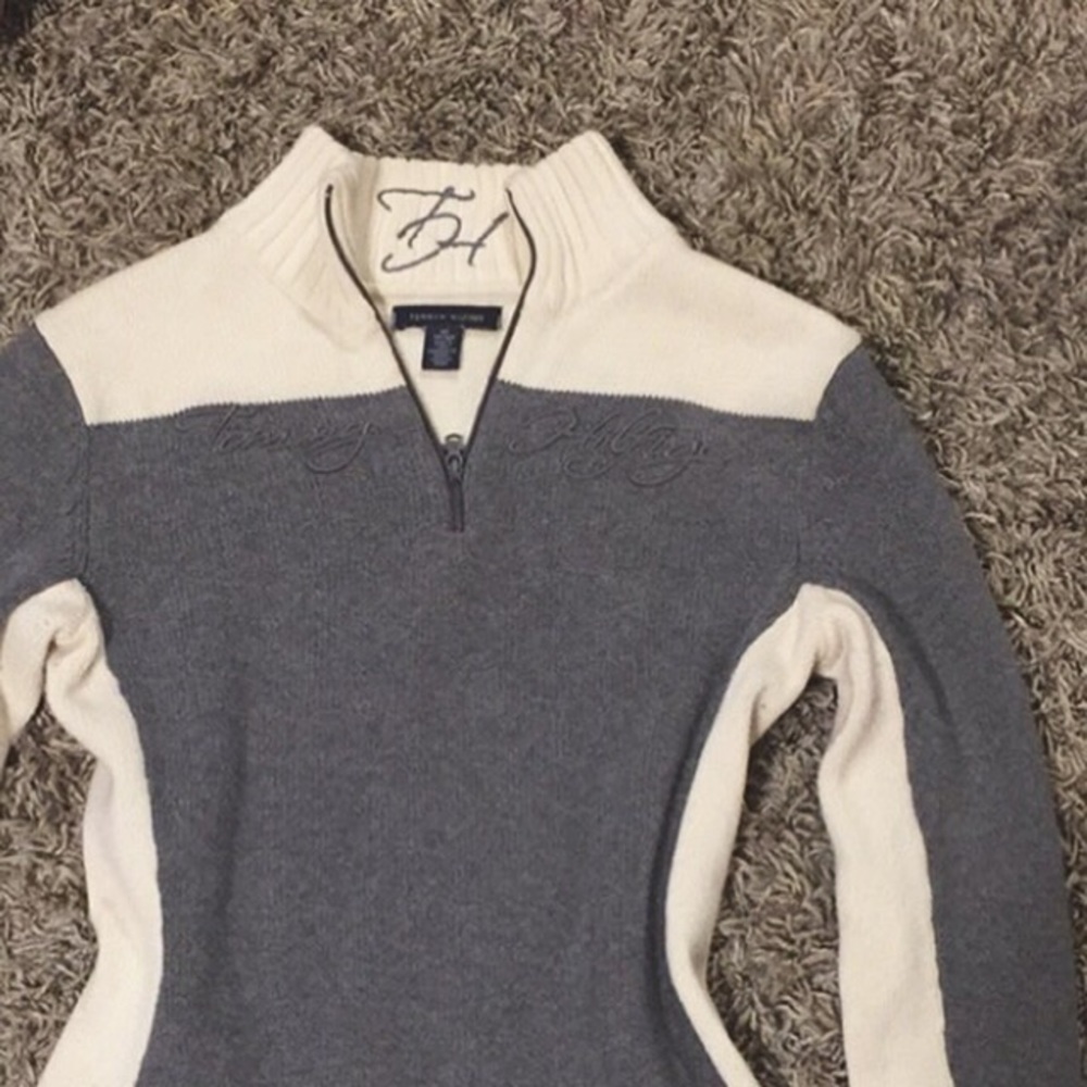 Tommy Hilfiger vintage sweater